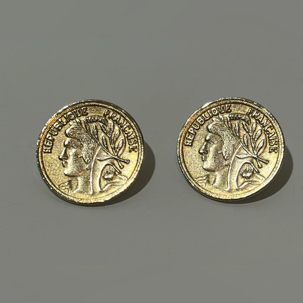 Vintage Lady France Francaise Republique Coin Earrings Pierced - Picture 6 of 8
